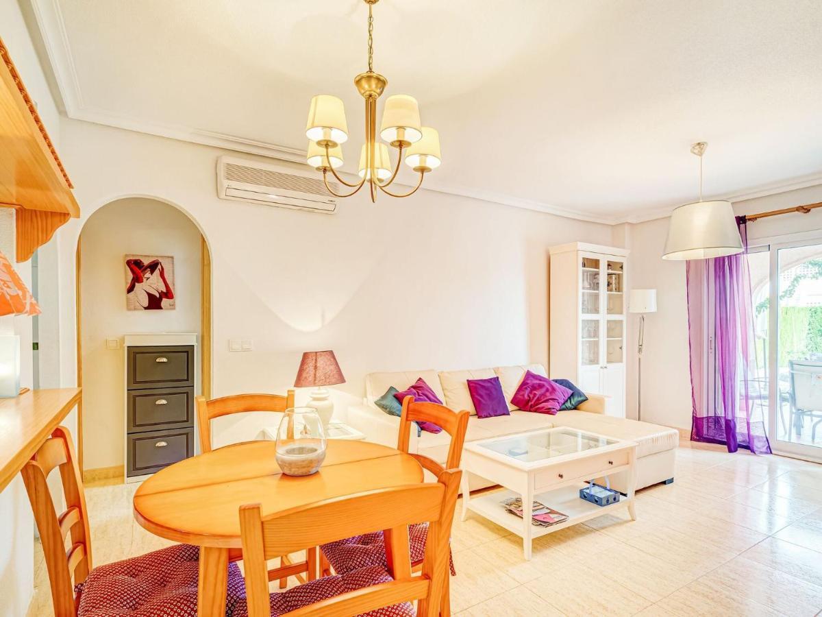 Belvilla By Oyo Lovely Bungalow With Swimming Pool Oriola  Exterior foto